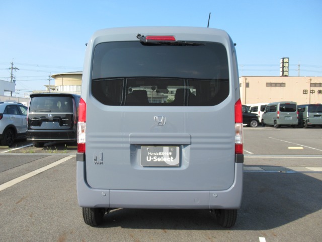 Honda N-VAN 10