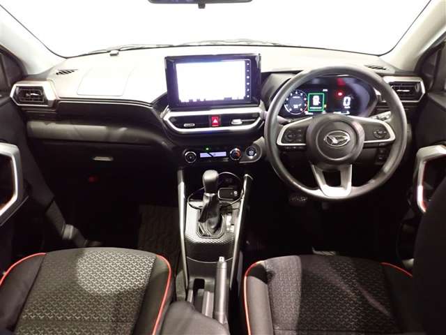 Daihatsu Rocky 12