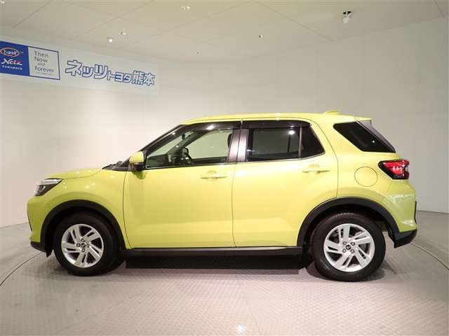 Daihatsu Rocky 3