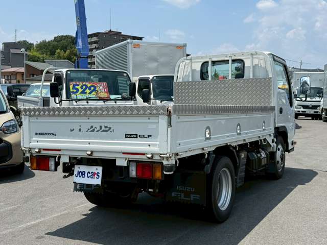Isuzu Elf 8