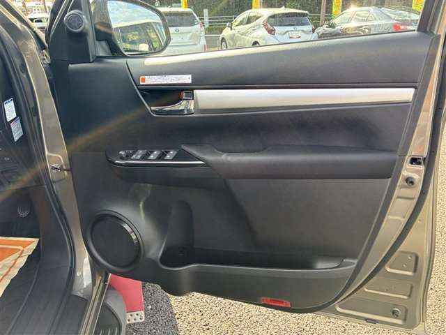 Toyota Hilux 11