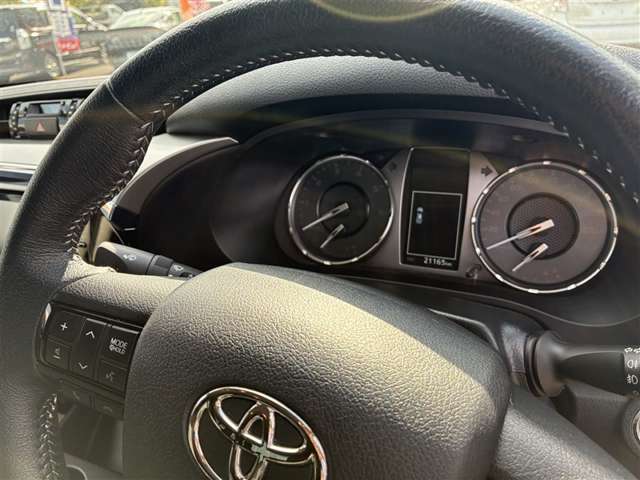 Toyota Hilux 12