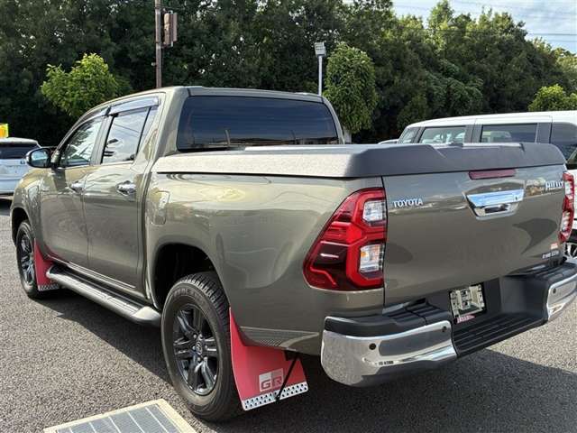 Toyota Hilux 3