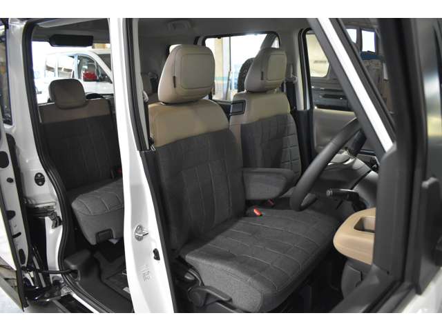 Mitsubishi Delica Mini 11