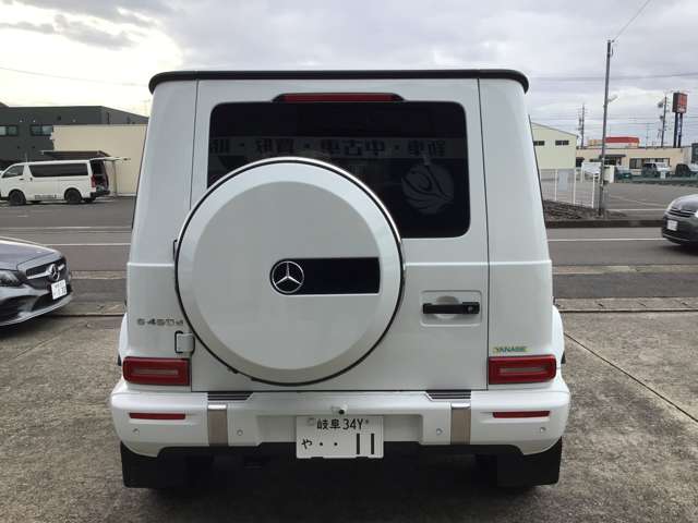 Mercedes-Benz G-Class 12
