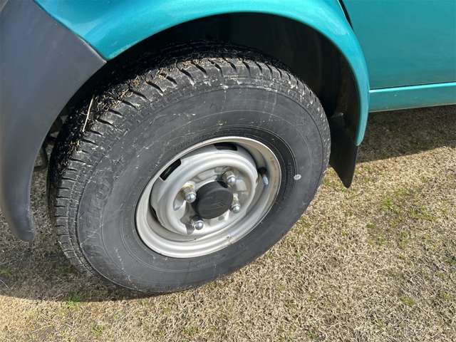 Daihatsu Midget II 12