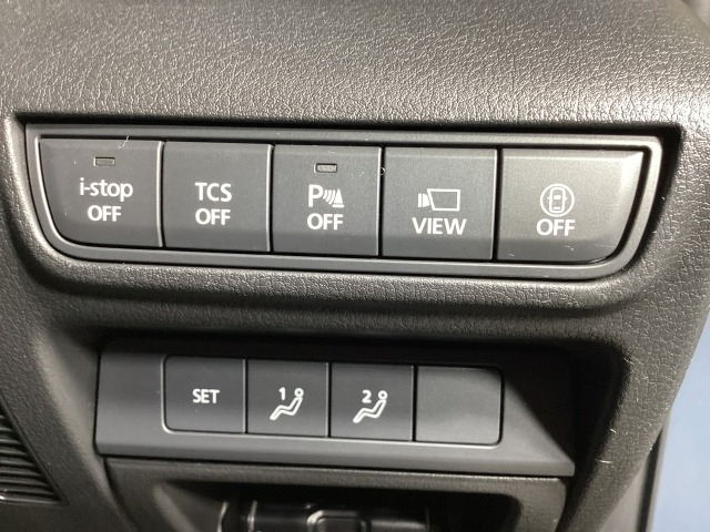 Mazda MX-30 6