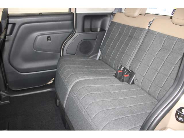 Mitsubishi Delica Mini 7