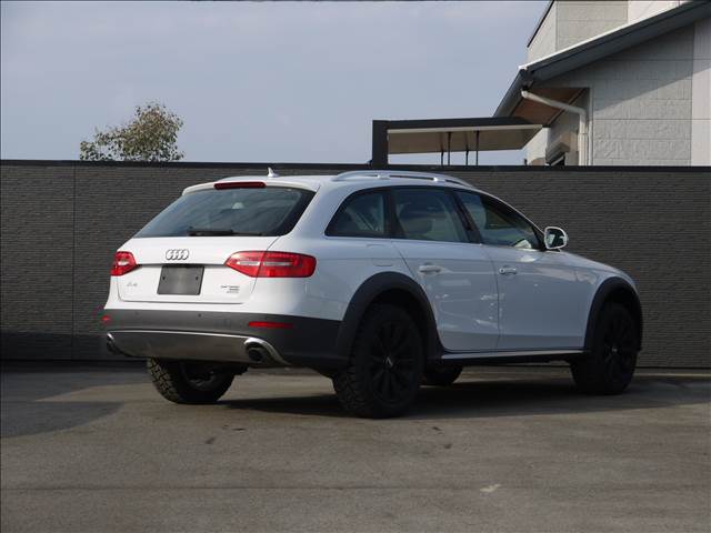 Audi A4 Allroad Quattro 9