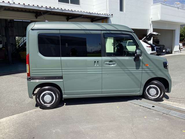 Honda N-VAN 12