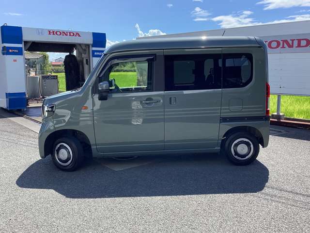 Honda N-VAN 8