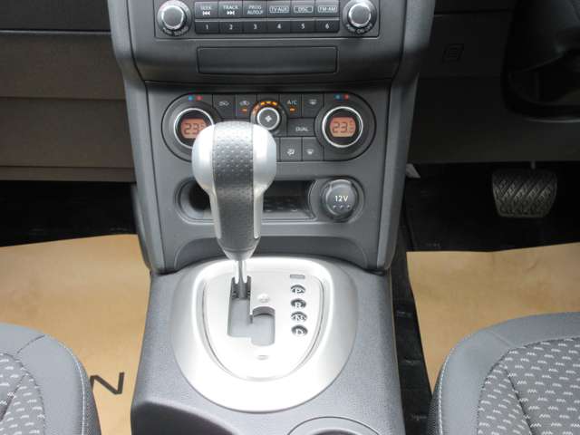 Nissan Dualis 12
