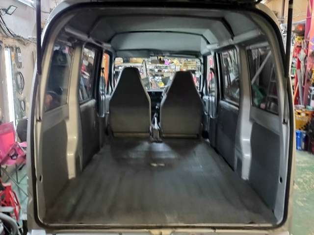 Mitsubishi Minicab Van 7
