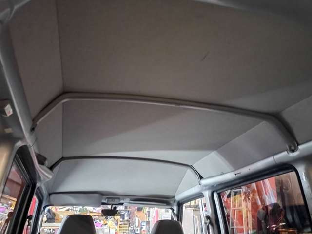 Mitsubishi Minicab Van 9