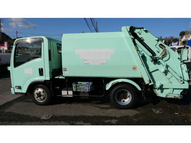 Isuzu Elf 5