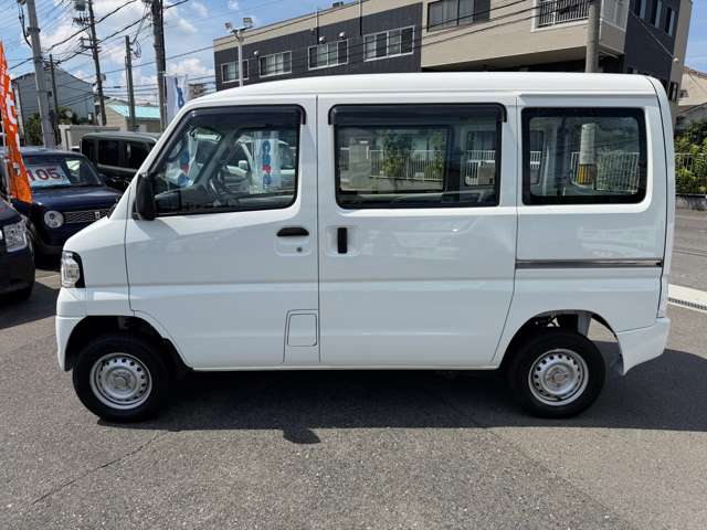 Mitsubishi Minicab MiEV 4