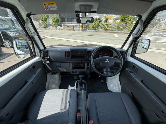 Mitsubishi Minicab MiEV 10