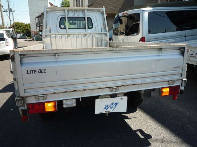 Toyota Light Ace Truck 5
