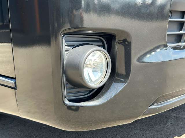 Toyota Hiace Van 6