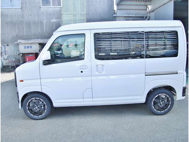 Daihatsu Hijet Cargo 9