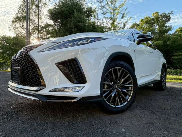 Lexus RX 10