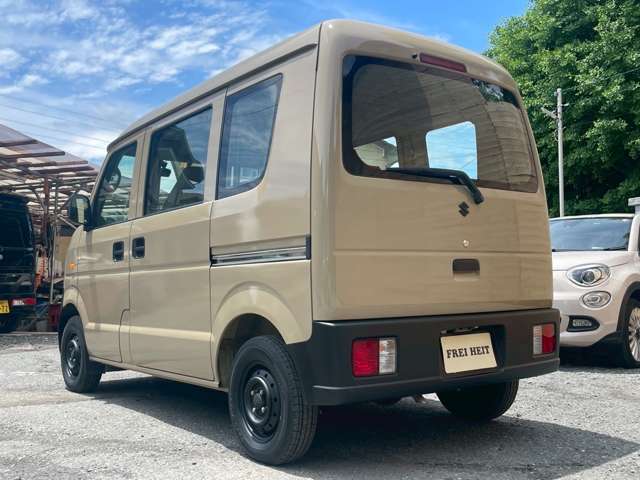 Suzuki Every 8