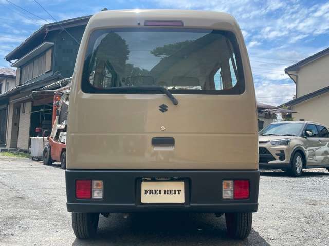 Suzuki Every 9