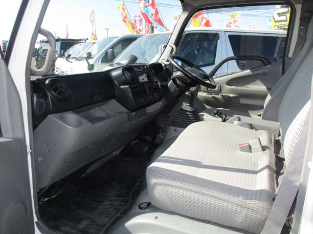 Hino Dutro 10