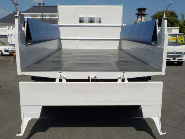 Hino Ranger 10