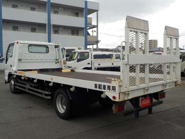 Isuzu Elf 7