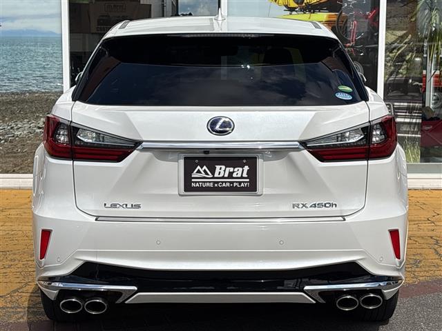 Lexus RX 9