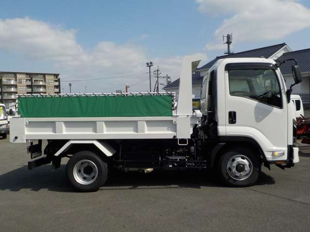 UD Trucks Condor 4