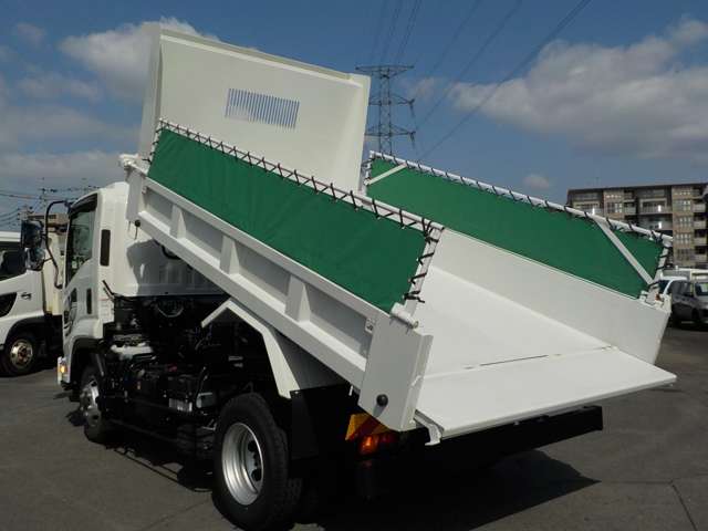 UD Trucks Condor 7