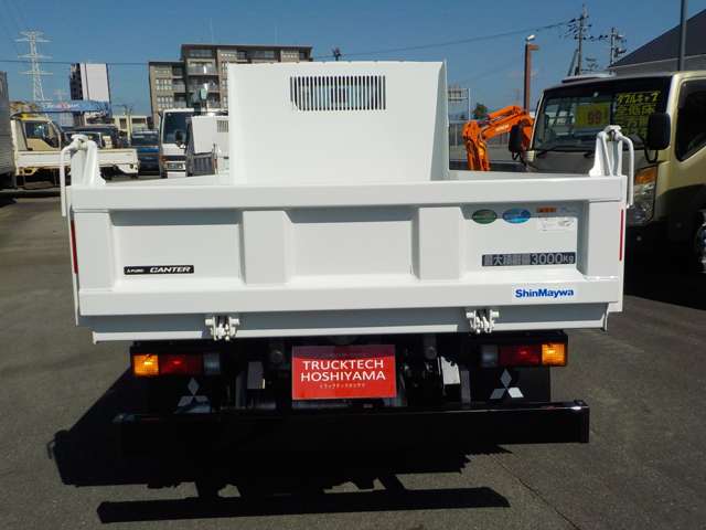 Mitsubishi Fuso Canter 6