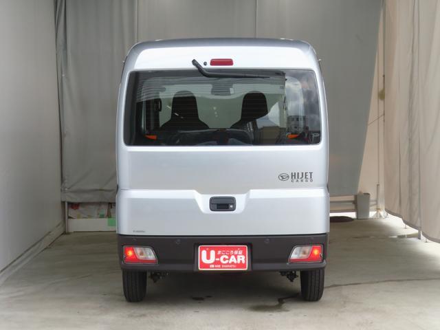 Daihatsu Hijet Cargo 5