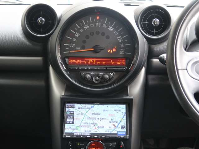 MINI Crossover 12