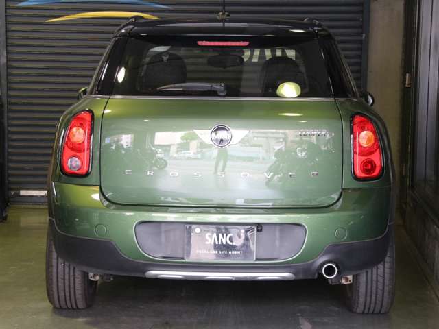 MINI Crossover 8