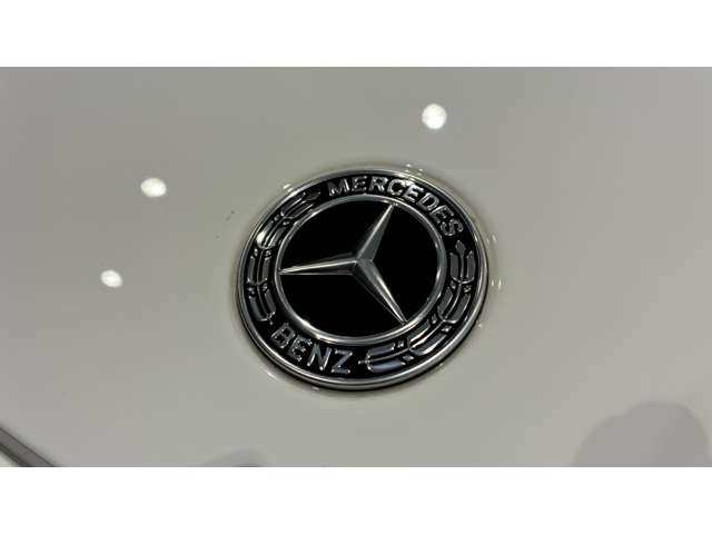 Mercedes-Benz GLA-Class 12