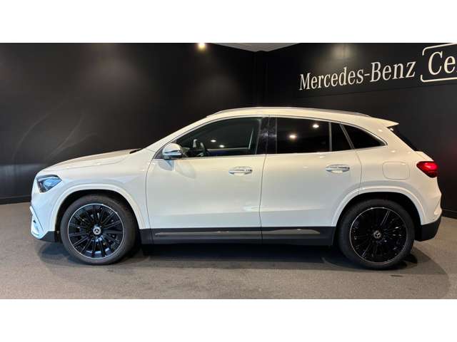 Mercedes-Benz GLA-Class 2