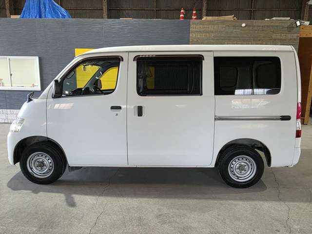Toyota Light Ace Van 12