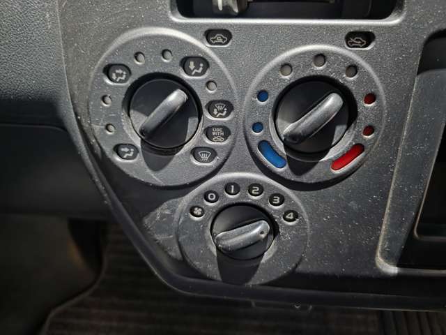 Toyota Light Ace Van 3