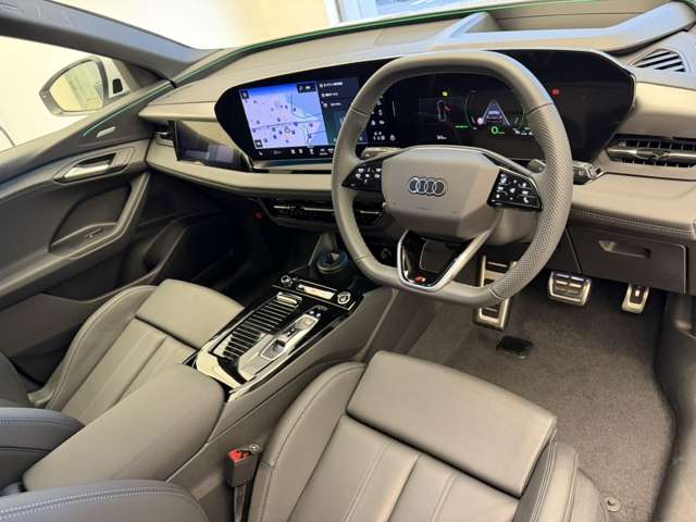 Audi Q6 e-tron 12