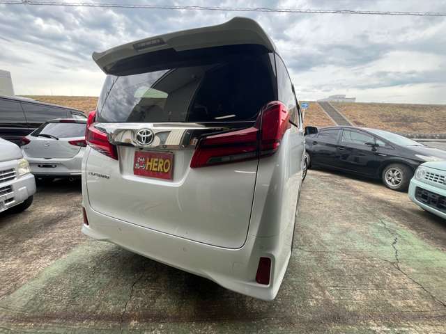 Toyota Alphard 7