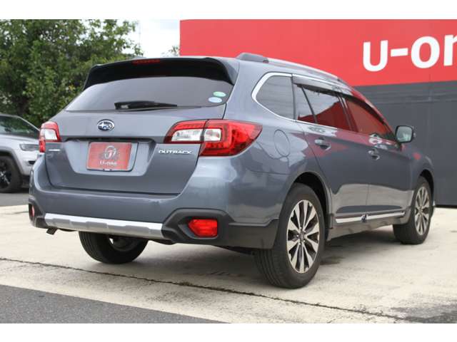 Subaru Legacy Outback 11