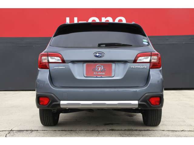 Subaru Legacy Outback 10