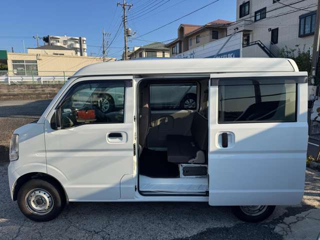 Nissan NV100 Clipper 4