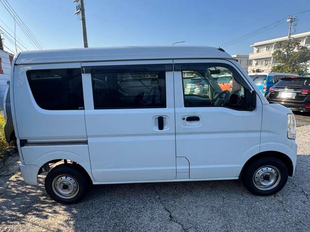 Nissan NV100 Clipper 8