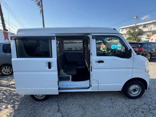 Nissan NV100 Clipper 9
