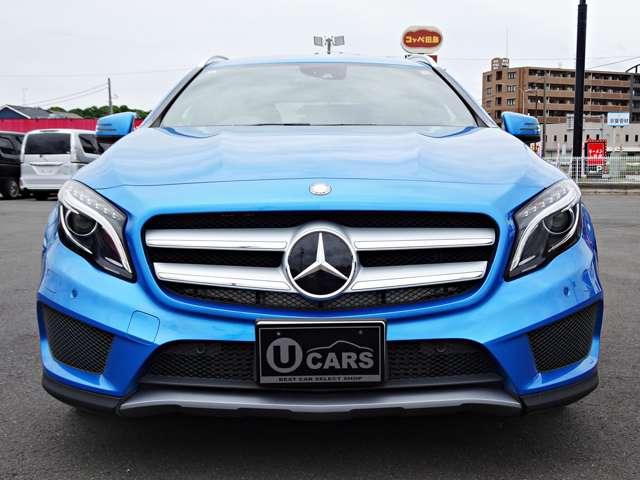 Mercedes-Benz GLA-Class 8