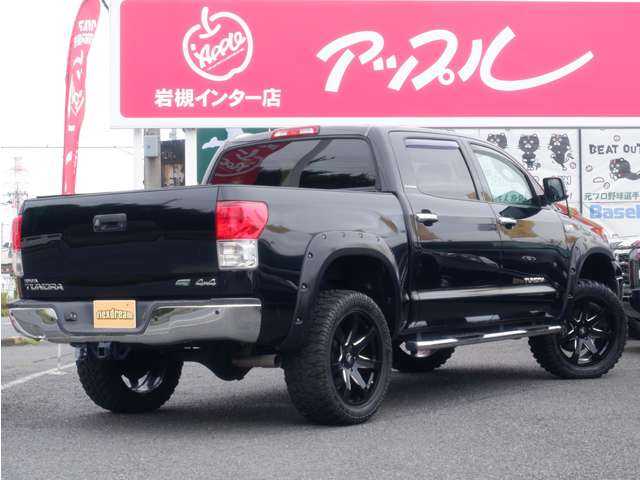 Toyota Tundra 4